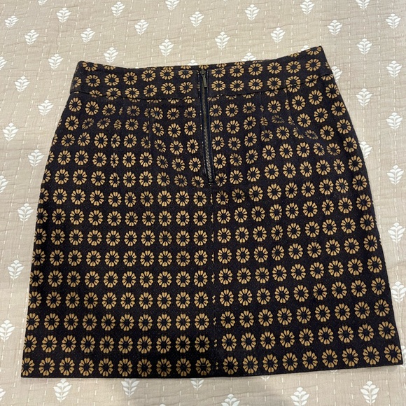 Loft mini skirt 🤎 - Picture 3 of 4